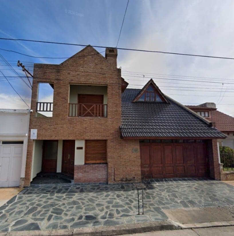 🏡 VENTA | Casa en excelente ubicación - Pueblo Nuevo 📍 Sargento Cabral 1956