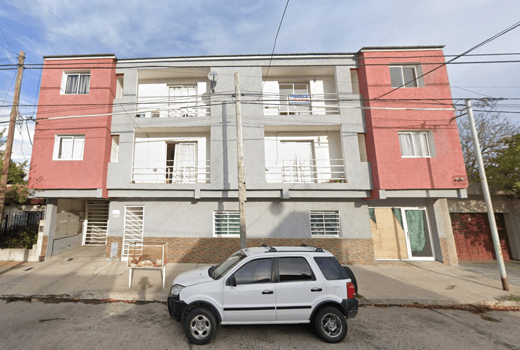 🏢 VENTA | Departamento ubicado en barrio Villa Floresta 📍 Amparo Castro N°2050