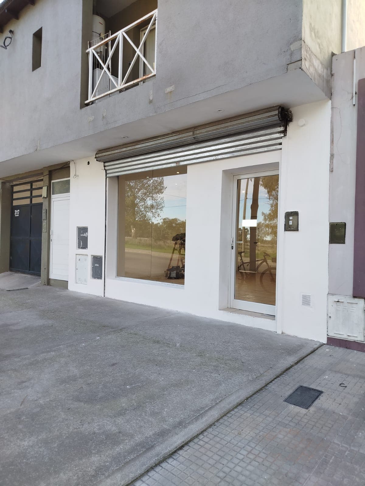 🏢✨ EN ALQUILER | Departamento ubicado en San Vicente 📍 Av. Avellaneda 3119 – Planta Alta