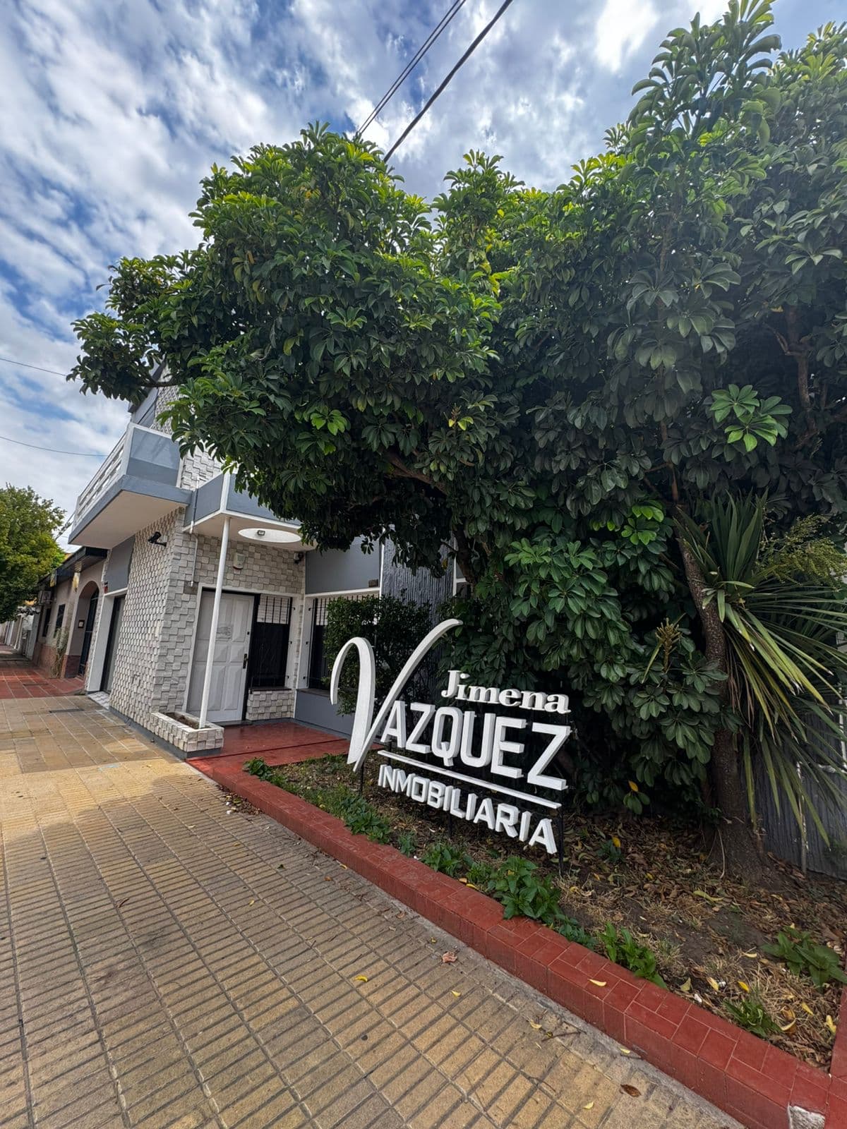 Sobre Inmobiliaria Vázquez